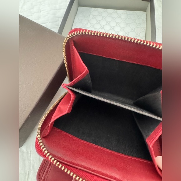 Authentic Gucci Leather Guccissima Red Compact Wallet - Picture 13 of 16